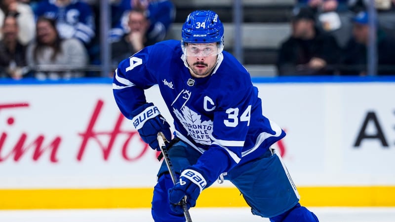 Toronto Fans Give Gold-Winning Matthews Standing Ovation - Image 5