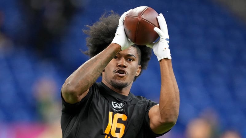 NFL Draft Prospect Stands Up for Stutterers Everywhere - Image 4