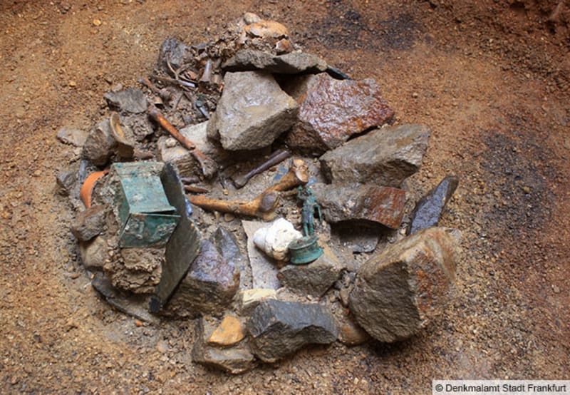 Frankfurt Uncovers 2,000-Year-Old Roman Sanctuary