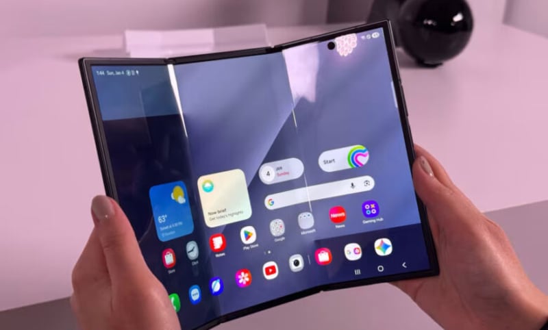 Samsung's Amazing Galaxy Z TriFold Brings Science Fiction Dreams to Life - Image 2