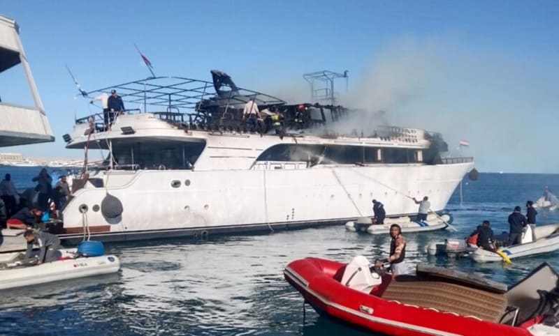 Quick Response Saves Tourist Boat in Hurghada, Egypt - Image 2