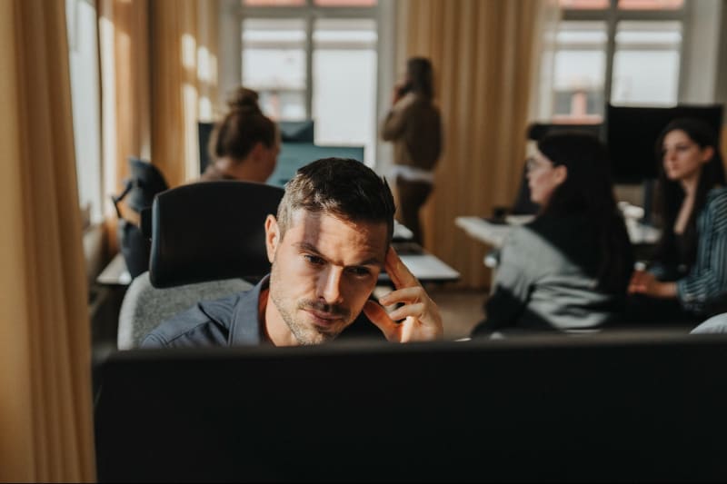 Navigating Business Turbulence: A Strategic Guide to Pivoting Without Panic