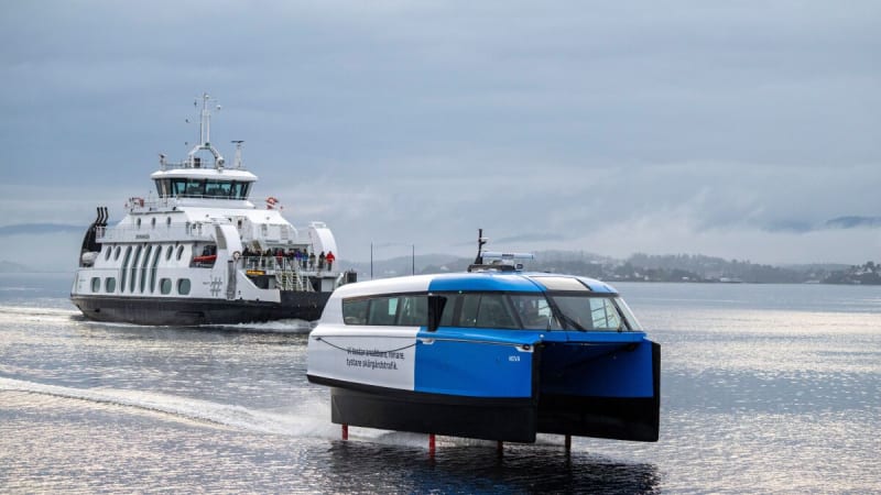 Electric Ferry Completes Record 160-Mile Coastal Voyage - Image 2