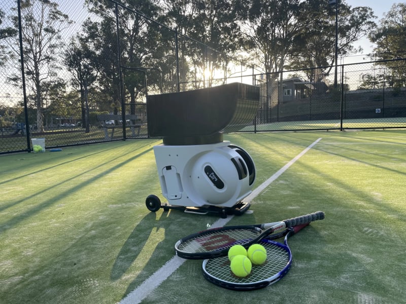 Robot Tennis Coach Outperforms Human Trainers in Test - Image 4