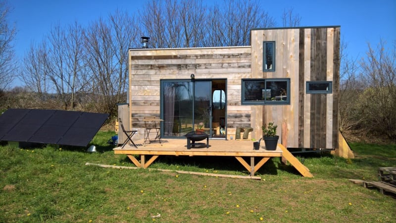Tiny House Runs Entirely Off-Grid With Wind and Solar - Image 2