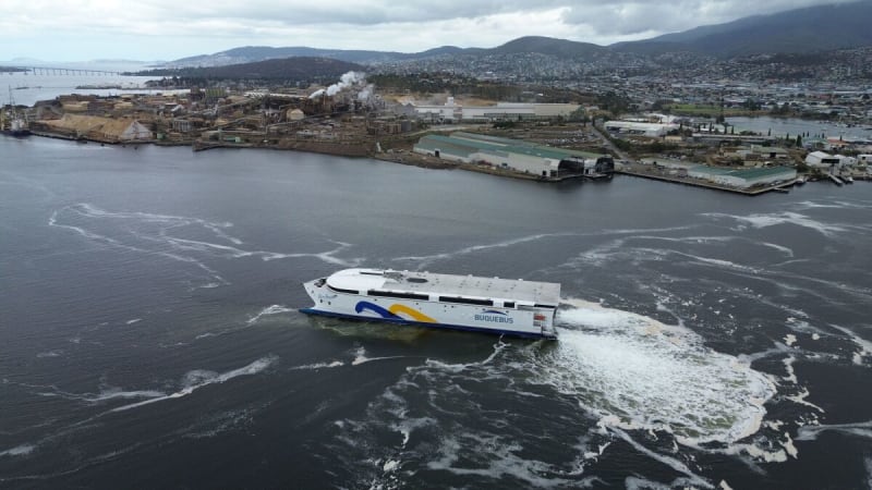 World's Largest Electric Ship Begins Harbor Trials - Image 2