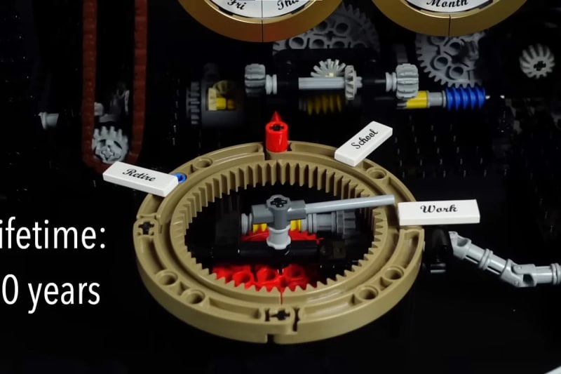 Lego Clock Tracks Billions of Years in Working Masterpiece - Image 2
