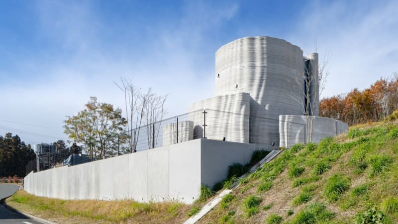 Japan's Cave-Inspired 3D Home Survives Earthquakes - Image 2