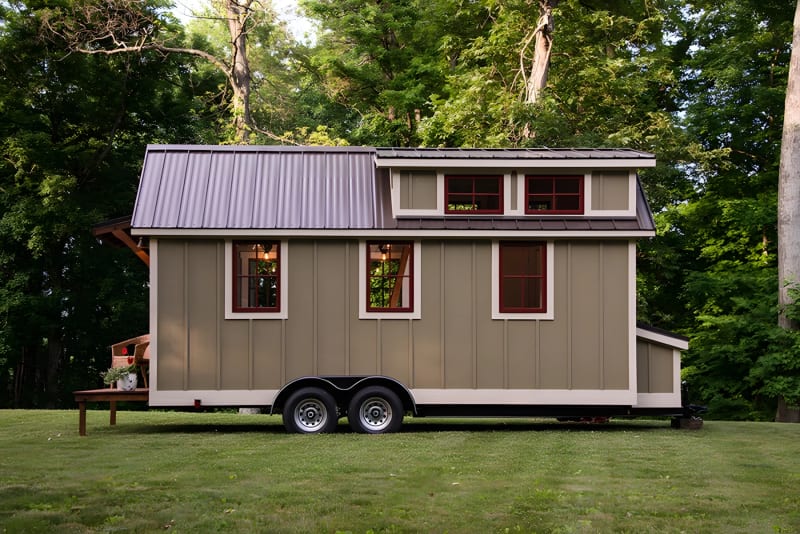 Tiny Home for Two Delivers Big on Rustic Charm - Image 4