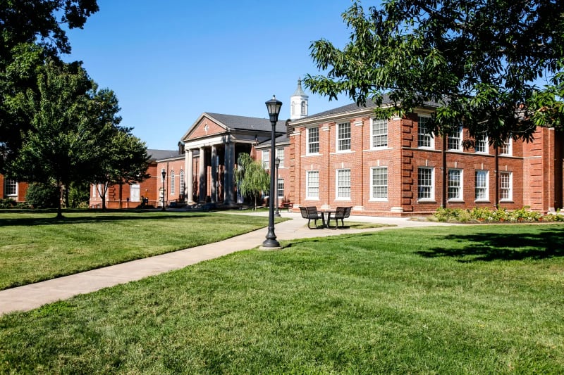 Tennessee Professor Wins $500K Settlement and Returns to Teaching Job - Image 5