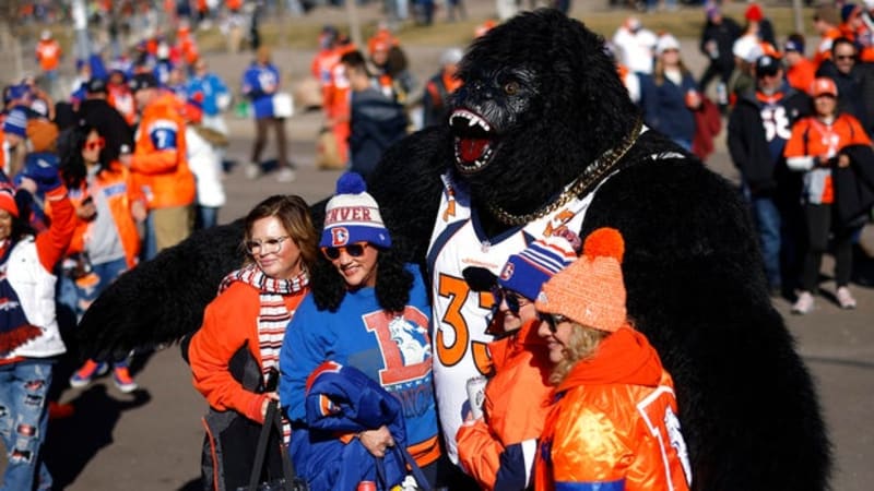 Broncos Win Thriller, Host AFC Championship After 10 Years - Image 3