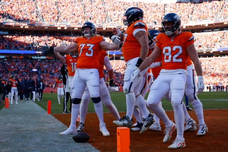 Broncos Win Thriller, Host AFC Championship After 10 Years - Image 2