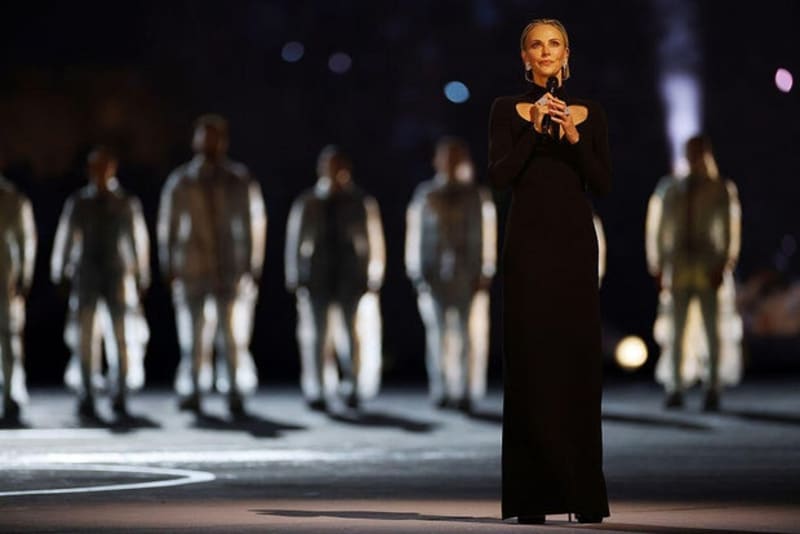 First Woman Opens 2026 Winter Olympics in Milan - Image 4