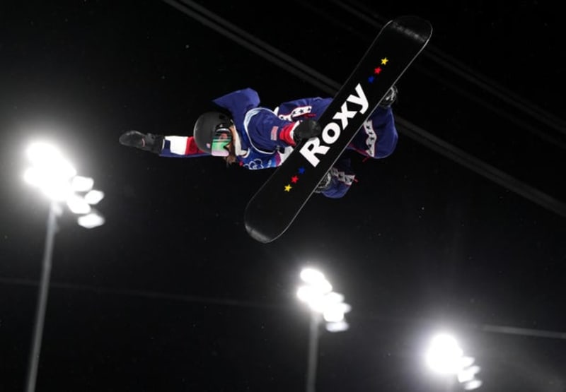 Chloe Kim Wins Silver After Relearning Tricks in 8 Days - Image 2