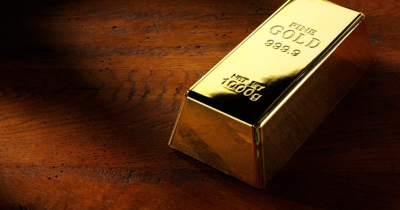 Gold Investors' Windfall: Inside the Booming Precious Metals Market of 2025