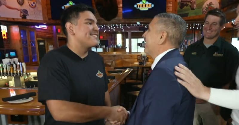 Texas Cook Saves Elderly Couple, Gets EMT Scholarship