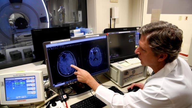 Brain Cancer Patient Defies 10% Survival Odds With New Tech - Image 5