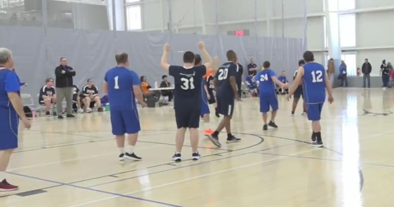 Olympic Bobsledder Jasmine Jones Gets Hero's Welcome Home - Image 2