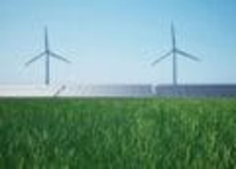 China Launches World's Largest Floating Solar Farm at Sea - Image 3