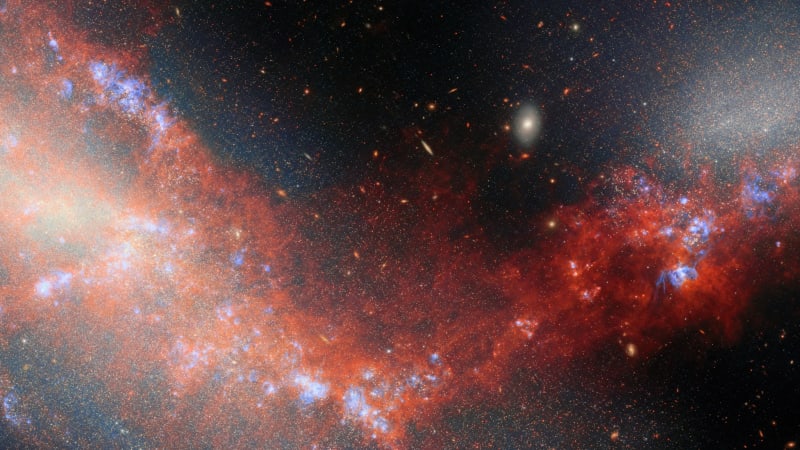 Webb Telescope Reveals 10 Never-Before-Seen Cosmic Wonders - Image 2
