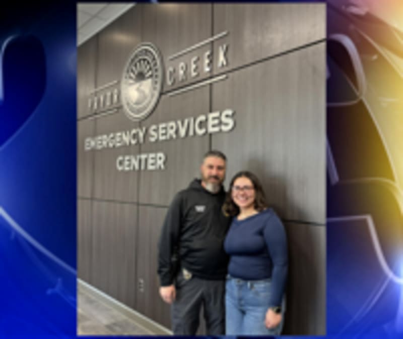 Teen Thanks Officer Who Gave Her a Bike Years Later - Image 4