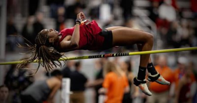 College Jumper Breaks Two Records at Washington Meet - Image 2