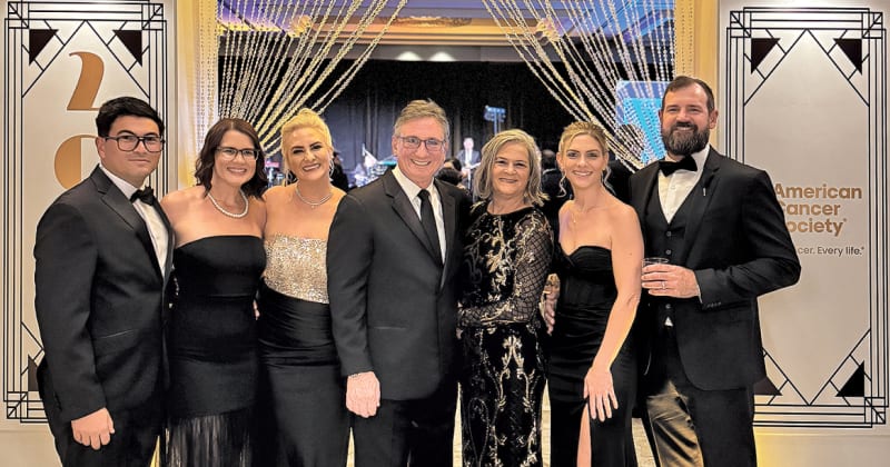 Marco Island Gala Raises Cancer Research Funds in Style