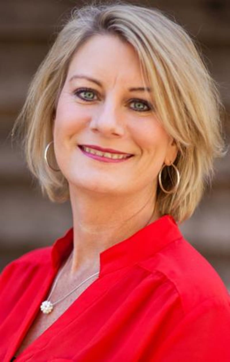 Maria Parham Health Honors Cancer Survivors at Western Dinner - Image 4