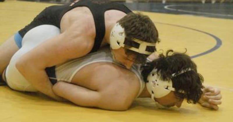 Washington Wrestling Wins Region 2 Title for Late Coach - Image 2