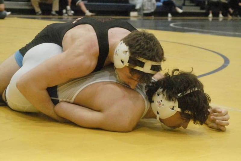 Washington Wrestling Wins Region 2 Title for Late Coach - Image 3
