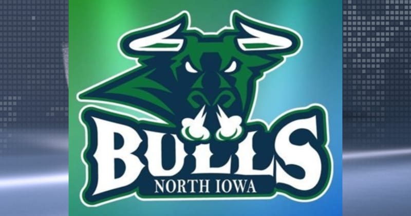 Hockey Captain Breaks Record in Bulls 4-1 Win