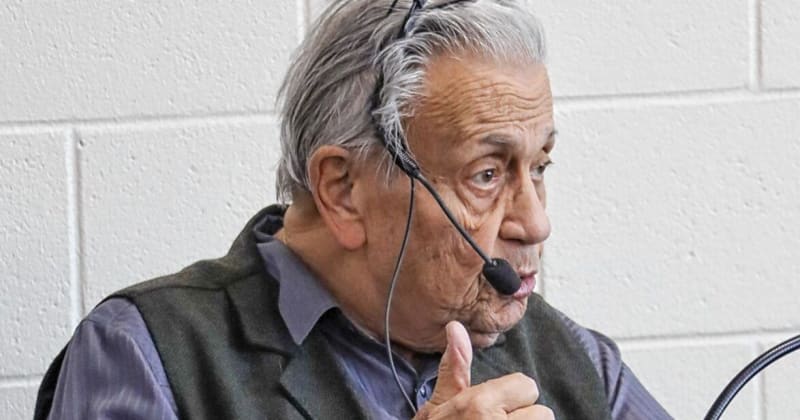 86-Year-Old Holocaust Survivor Shares Hope With Students