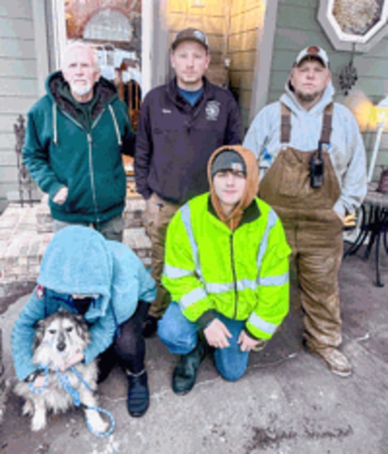 Rescue Squad Saves Dog After 300-Foot Slide on Ice - Image 5