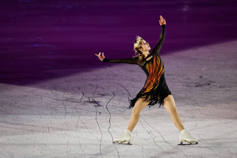 Olympic Gold Medalist Alysa Liu Inspires at Boston Show - Image 2