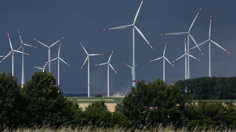 Wind and Solar Beat Fossil Fuels in Europe for First Time - Image 2