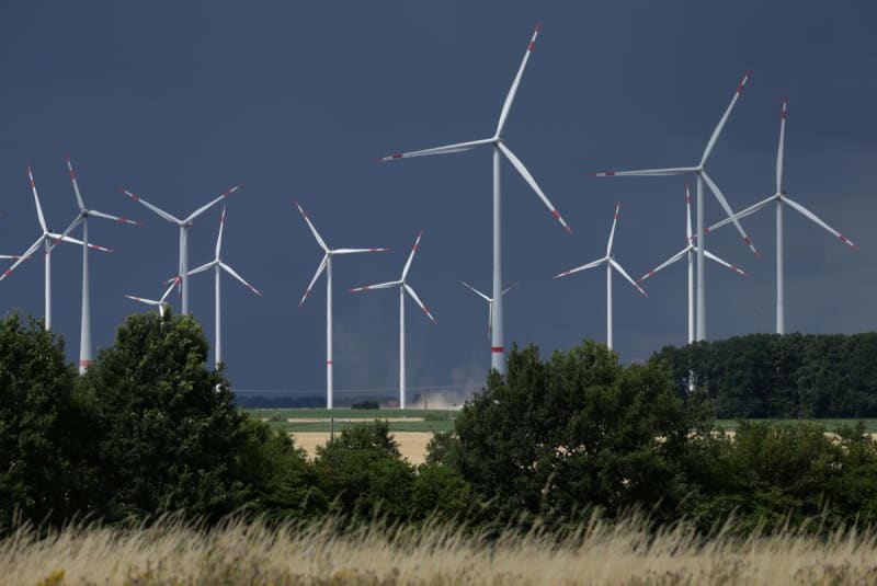 Wind and Solar Beat Fossil Fuels in Europe for First Time - Image 3