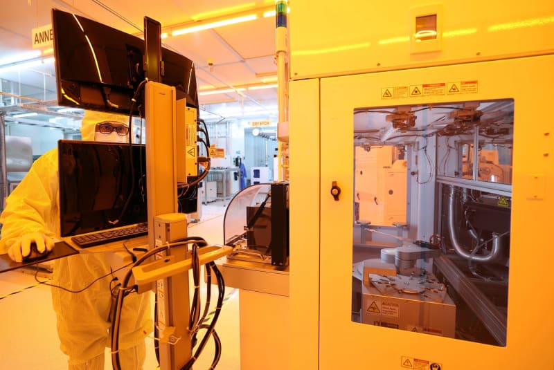 Modern semiconductor manufacturing facility with advanced technology equipment and clean room environment in Singapore
