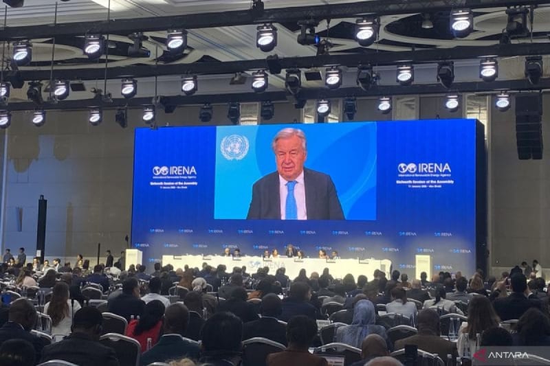 Clean Energy Investment Hits Record $2.2 Trillion in 2025