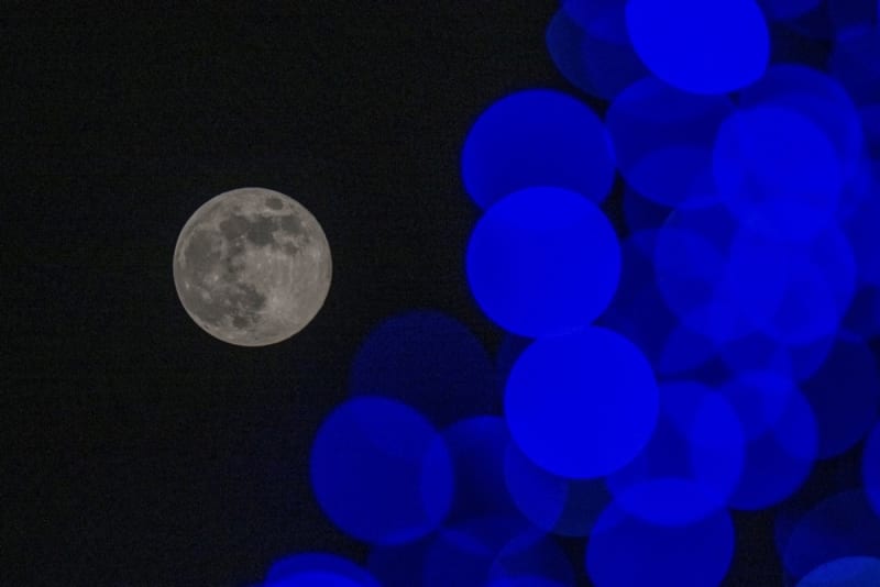 US Senate Extends Space Station Life, Orders Moon Base - Image 2