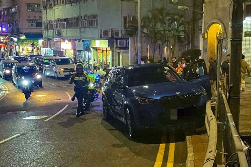 11-Year-Old Takes Wheel After Dad Faints Behind Wheel - Image 2