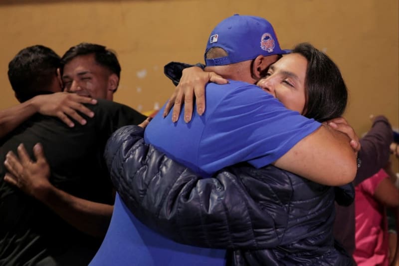 Venezuela Frees Hundreds of Political Prisoners - Image 2