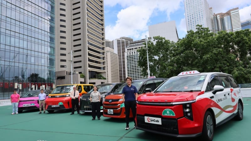 Hong Kong's Premium Taxi Vision Faces Uphill Climb: Only 1,300 of 3,500 Vehicles on Streets