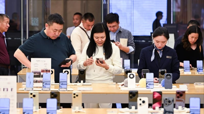 Hainan's Rise: A Strategic Partner, Not a Rival to Hong Kong