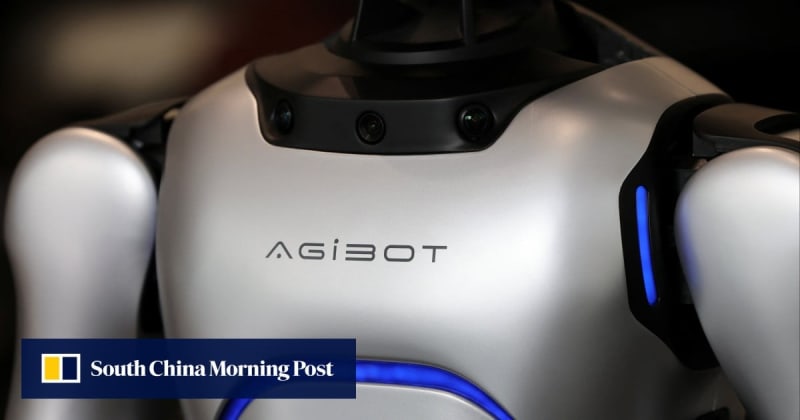 Chinese Tech Firms Tap Young Scientists Under 35 for AI