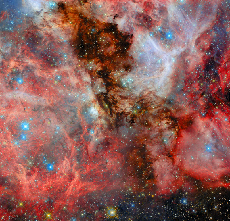 Hubble Captures Baby Stars Being Born 160,000 Light-Years Away - Image 3