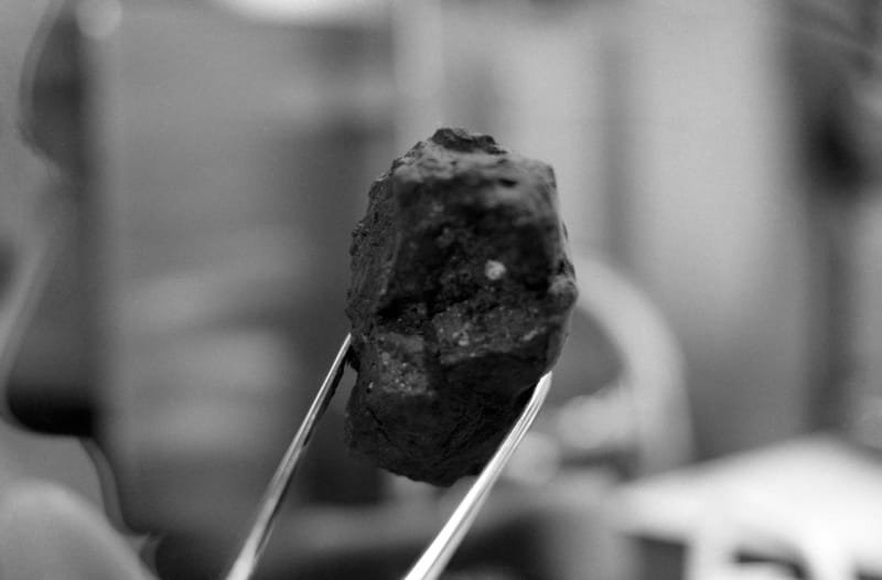 Apollo Moon Rocks Solve 50-Year Magnetic Field Mystery - Image 4