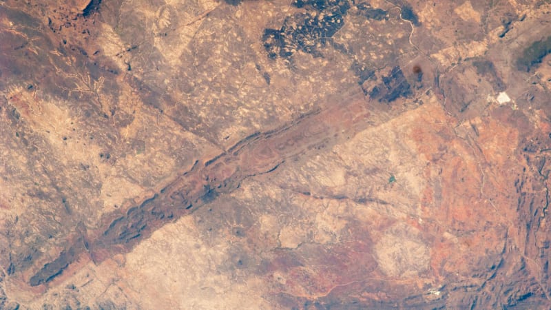 Zimbabwe's 2.5-Billion-Year-Old Rock Wonder Seen From Space - Image 2