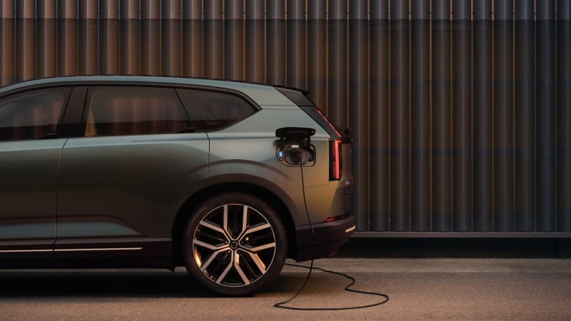 Scientists Make EVs Safer with Battery Gel Breakthrough - Image 2