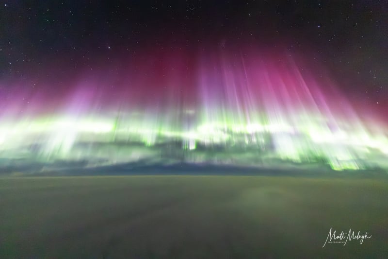 Pilot Captures Best Northern Lights in 20 Years at 37,000 Feet - Image 5