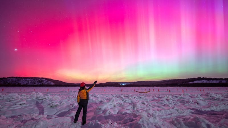 Northern Lights Stun Millions From China to New Mexico - Image 2